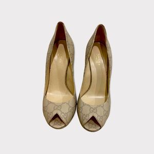 Gucci Guccissima Mystic white GG Monogram Leather Heels peep toe Pumps
